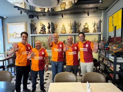 Guests of Hotel Marius with our team in Sirkeci, Istanbul